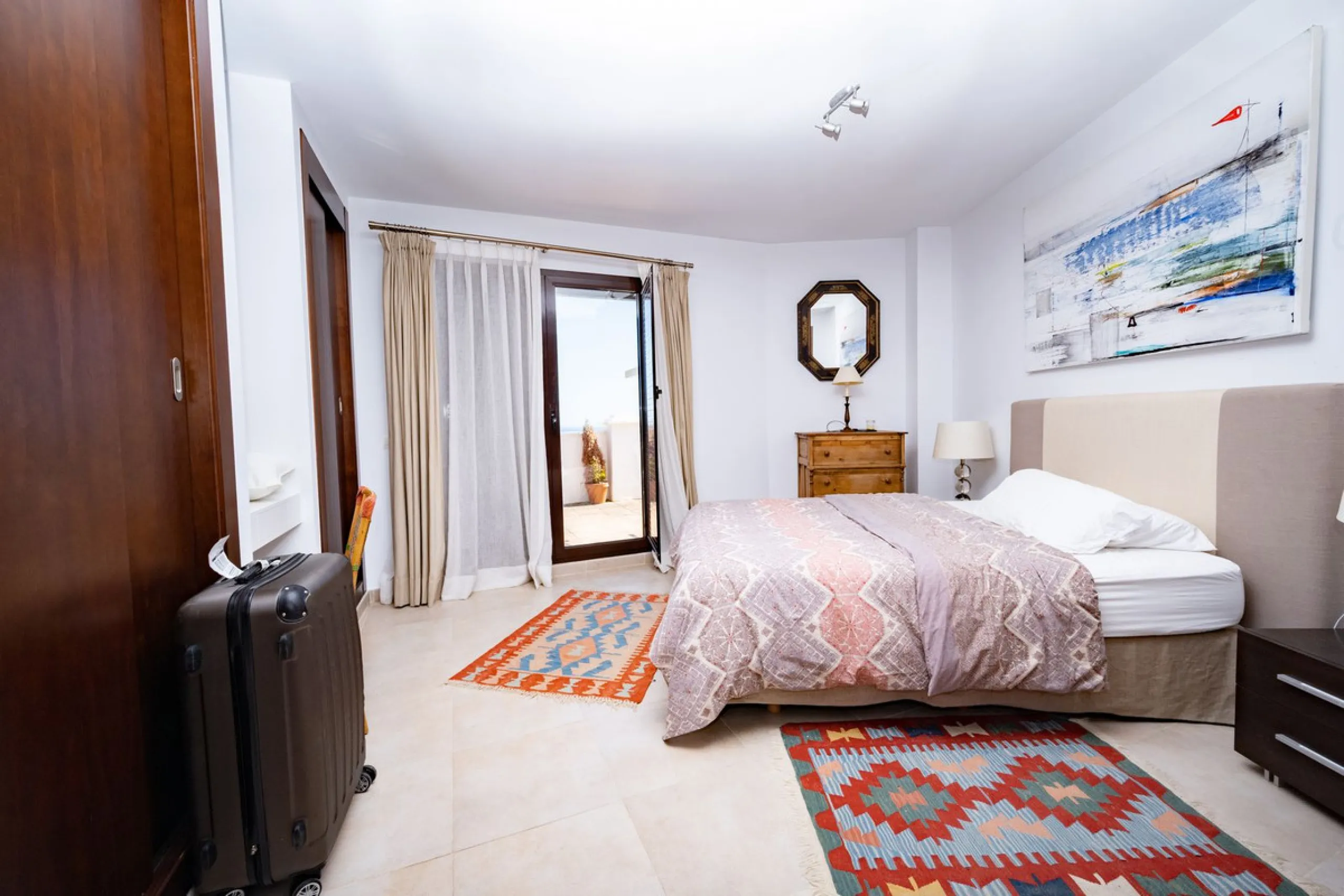Nestled in the charming Andalusian-style urbanization of Pueblo Los Monteros in Altos de Marbella, this extraordinary apartment blends traditional elegance with modern sophistication. Originally two separate side-by-side duplex properties, this residence 