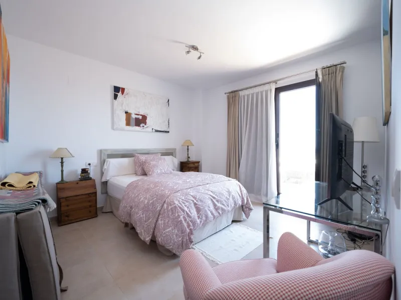 Nestled in the charming Andalusian-style urbanization of Pueblo Los Monteros in Altos de Marbella, this extraordinary apartment blends traditional elegance with modern sophistication. Originally two separate side-by-side duplex properties, this residence 