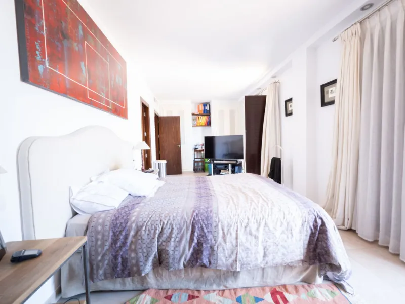 Nestled in the charming Andalusian-style urbanization of Pueblo Los Monteros in Altos de Marbella, this extraordinary apartment blends traditional elegance with modern sophistication. Originally two separate side-by-side duplex properties, this residence 