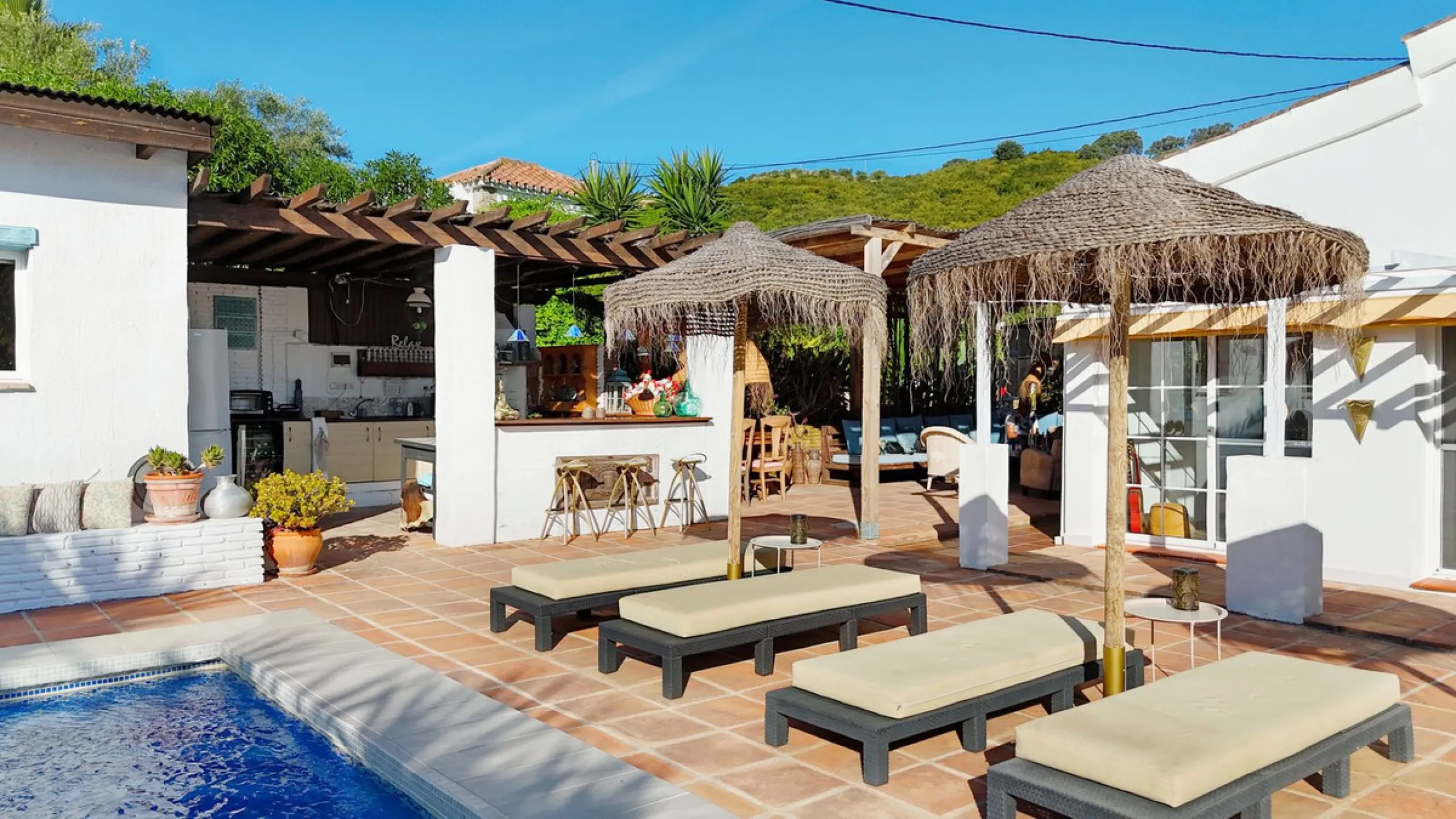 Holiday rental business opportunity: Licensed country house with growth potential in the best area of ​​Alhaurin.