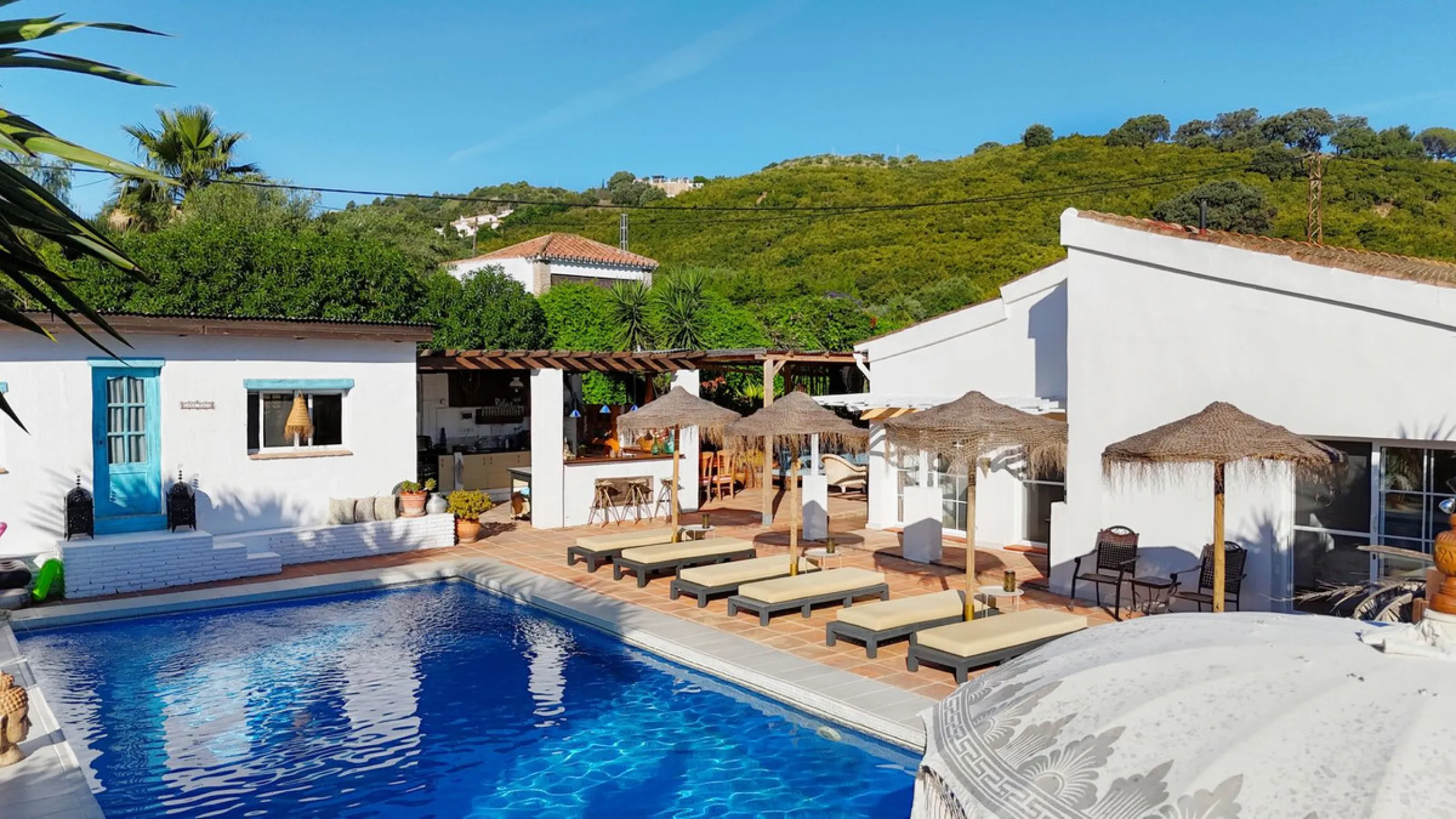 Holiday rental business opportunity: Licensed country house with growth potential in the best area of ​​Alhaurin.