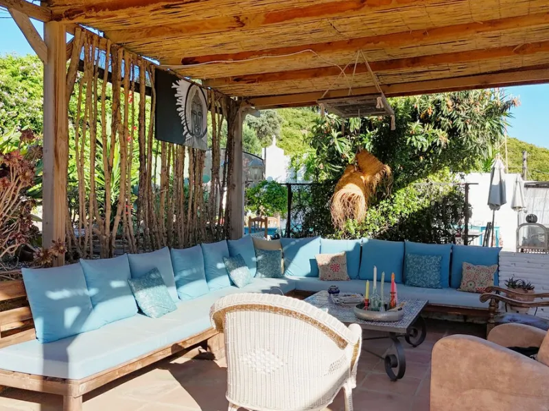 Holiday rental business opportunity: Licensed country house with growth potential in the best area of ​​Alhaurin.