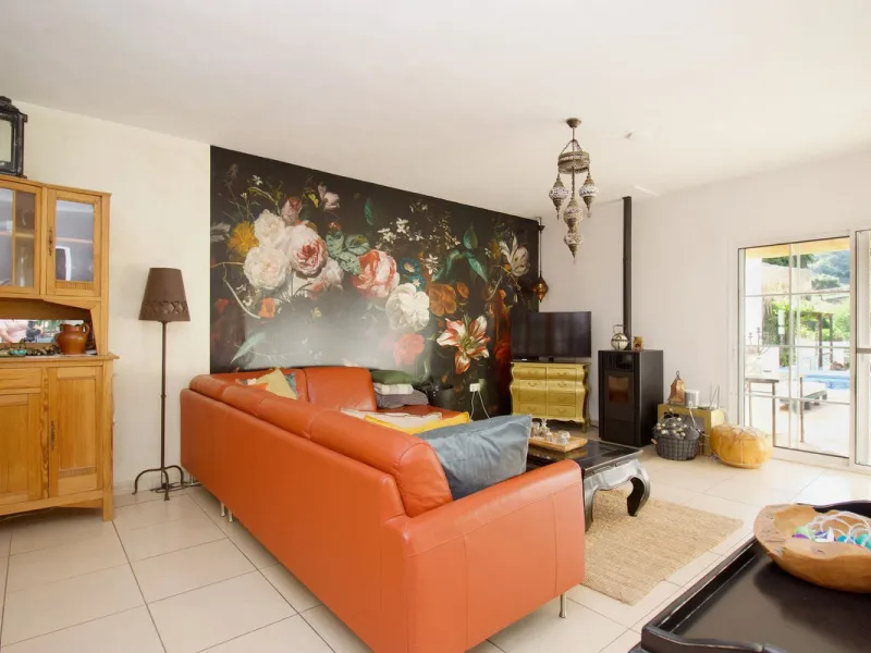 Holiday rental business opportunity: Licensed country house with growth potential in the best area of ​​Alhaurin.