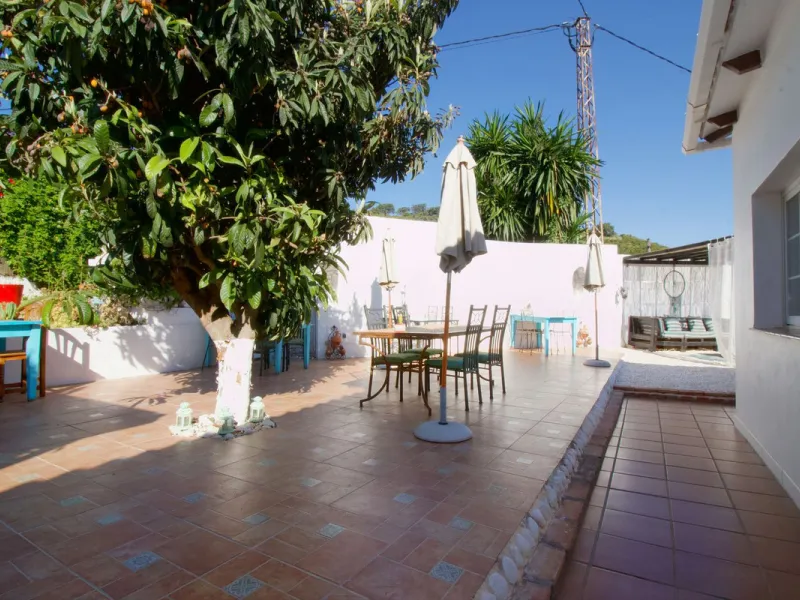Holiday rental business opportunity: Licensed country house with growth potential in the best area of ​​Alhaurin.