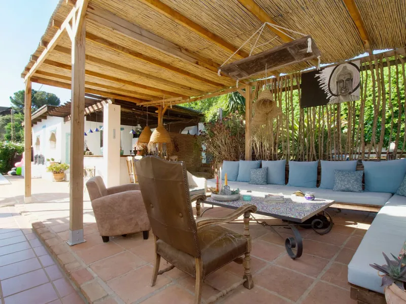 Holiday rental business opportunity: Licensed country house with growth potential in the best area of ​​Alhaurin.