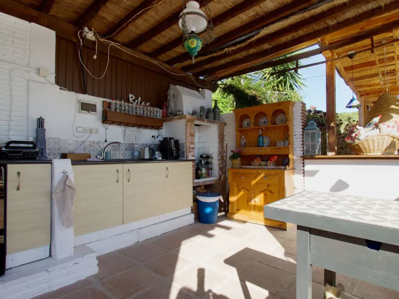 Holiday rental business opportunity: Licensed country house with growth potential in the best area of ​​Alhaurin.