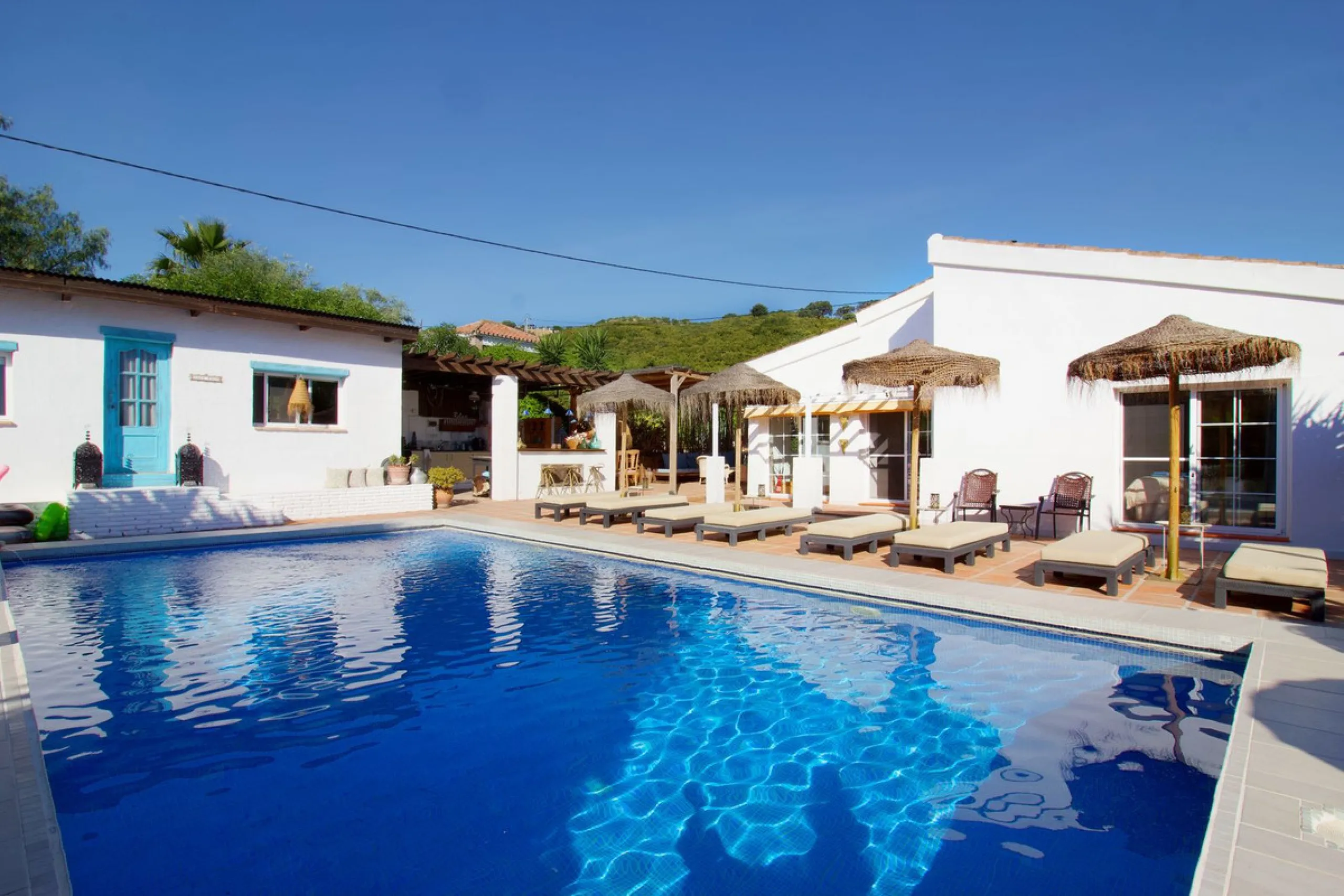 Holiday rental business opportunity: Licensed country house with growth potential in the best area of ​​Alhaurin.
