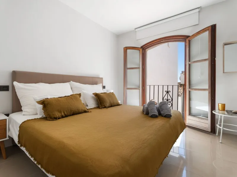 Apartment - Middle Floor Apartment в продаже в Marbella, Málaga. В доме 3 спален и 2 ванных комнат. Площадь дома 129 м²