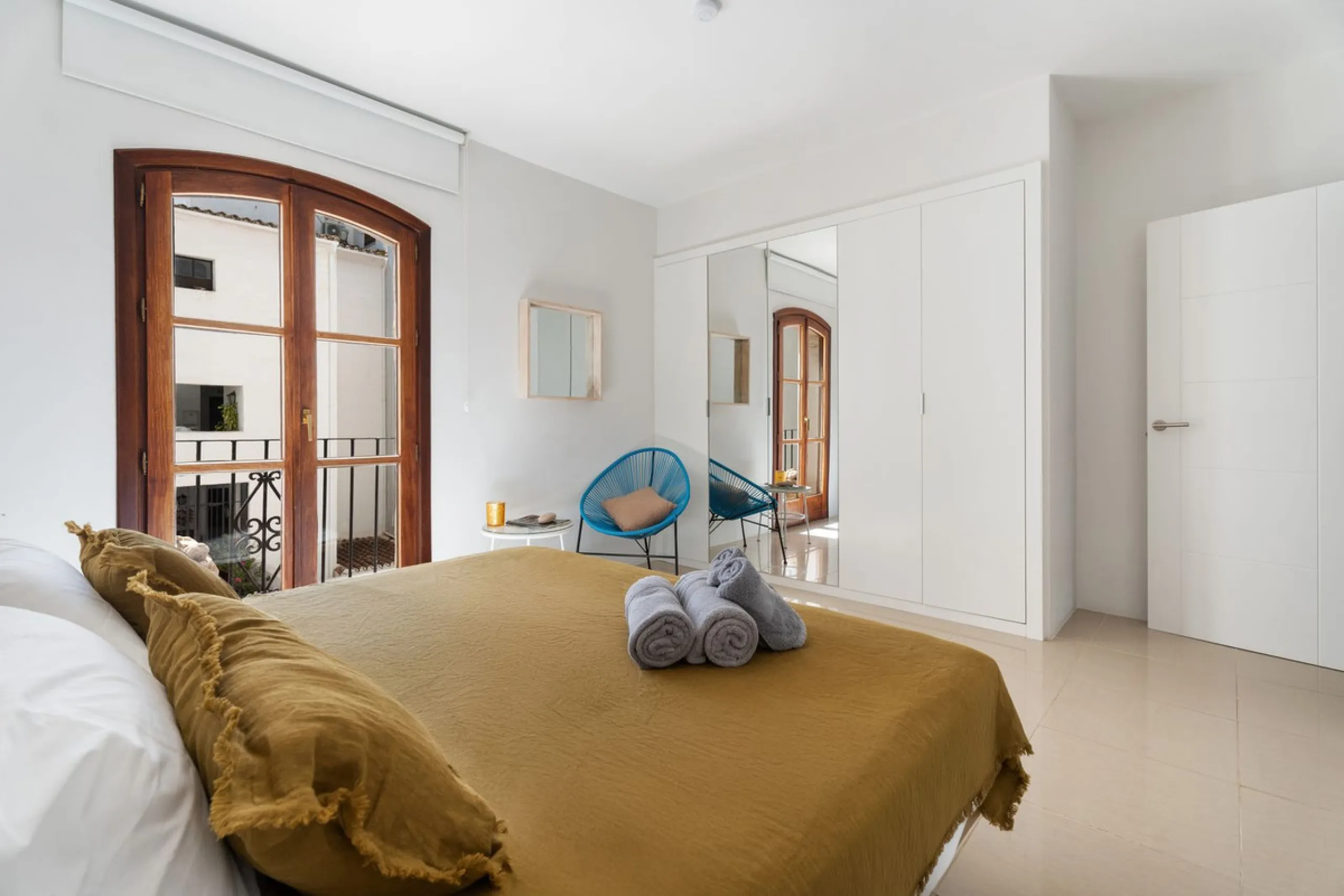 Apartment - Middle Floor Apartment в продаже в Marbella, Málaga. В доме 3 спален и 2 ванных комнат. Площадь дома 129 м²