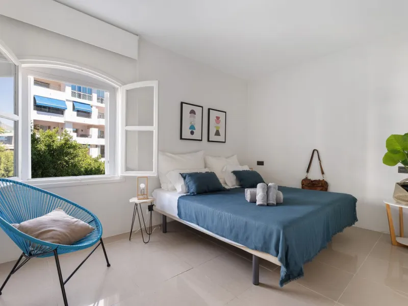 Apartment - Middle Floor Apartment в продаже в Marbella, Málaga. В доме 3 спален и 2 ванных комнат. Площадь дома 129 м²