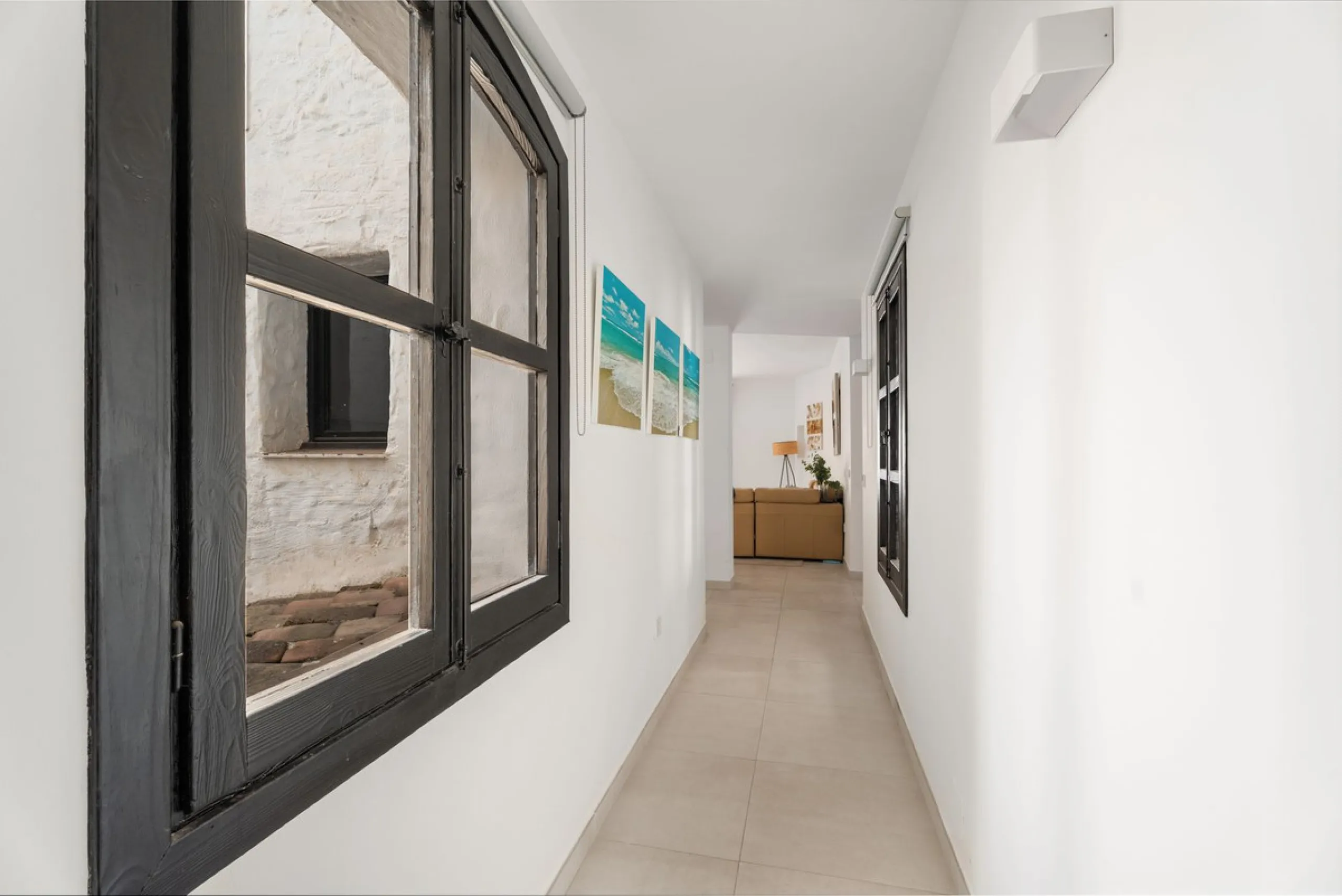Apartment - Middle Floor Apartment в продаже в Marbella, Málaga. В доме 3 спален и 3 ванных комнат. Площадь дома 166 м²