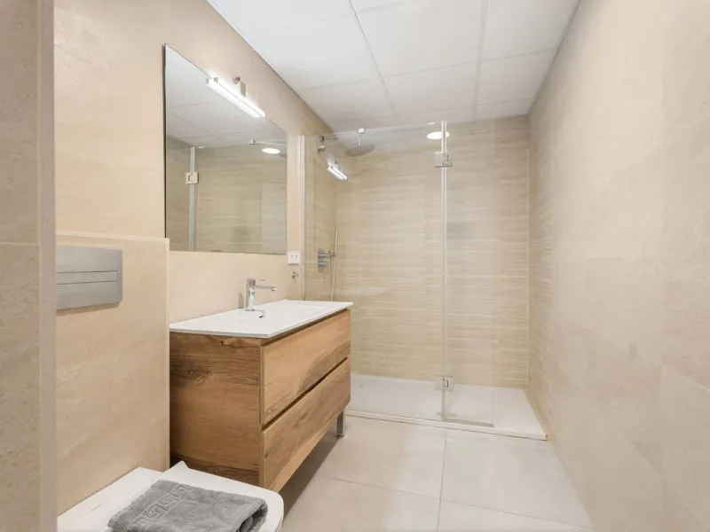 Apartment - Middle Floor Apartment в продаже в Marbella, Málaga. В доме 3 спален и 3 ванных комнат. Площадь дома 166 м²