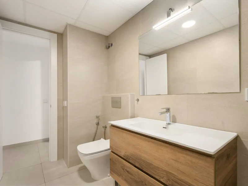 Apartment - Middle Floor Apartment в продаже в Marbella, Málaga. В доме 3 спален и 3 ванных комнат. Площадь дома 166 м²