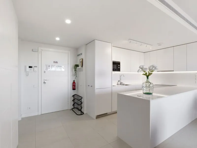 Moderne Wohnung mit zwei Schlafzimmern in Calanova Golf
