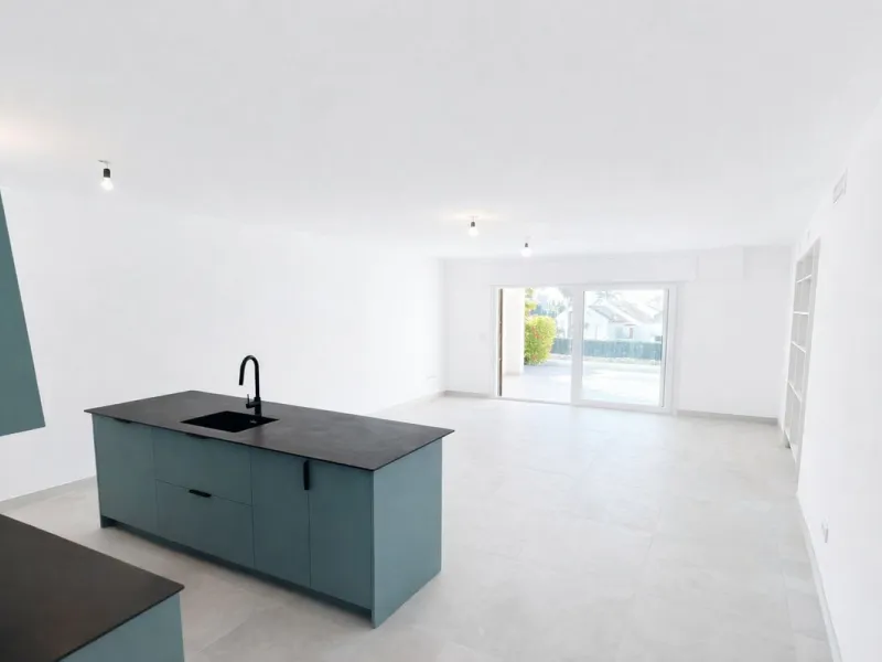 Apartment - Ground Floor Apartment в продаже в Marbella, Málaga. В доме 3 спален и 3 ванных комнат. Площадь дома 124 м²