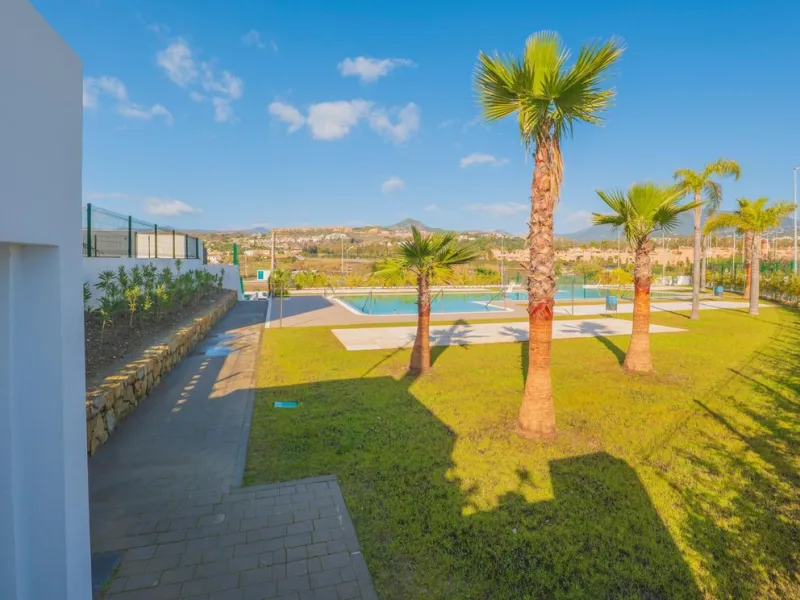 **Townhouse in Atalaya, Estepona - €850,000**