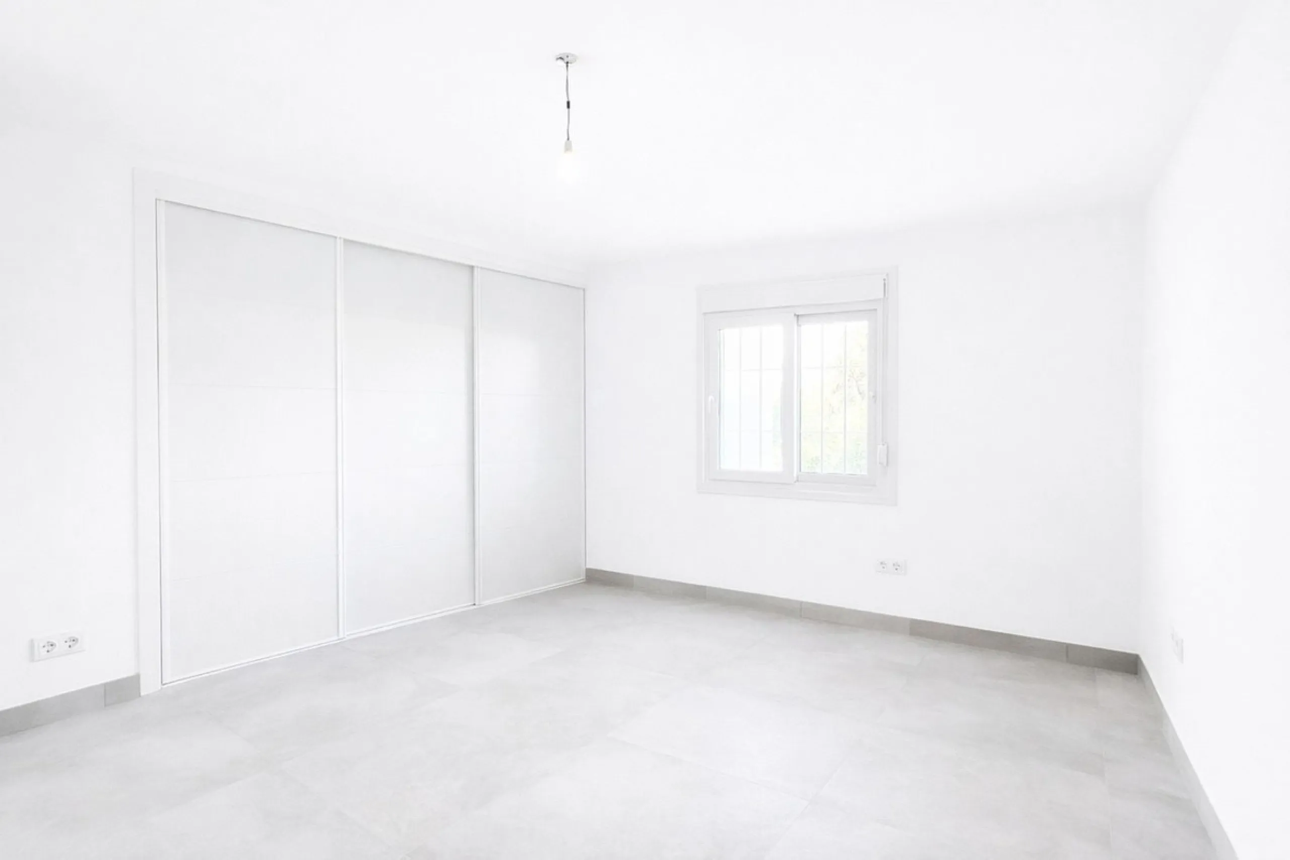Apartment - Ground Floor Apartment в продаже в Marbella, Málaga. В доме 3 спален и 3 ванных комнат. Площадь дома 124 м²