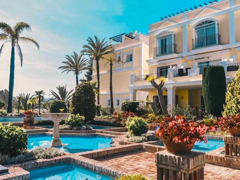 Apartment - Penthouse в продаже в Marbella, Málaga. В доме 3 спален и 2 ванных комнат. Площадь дома 95 м²
