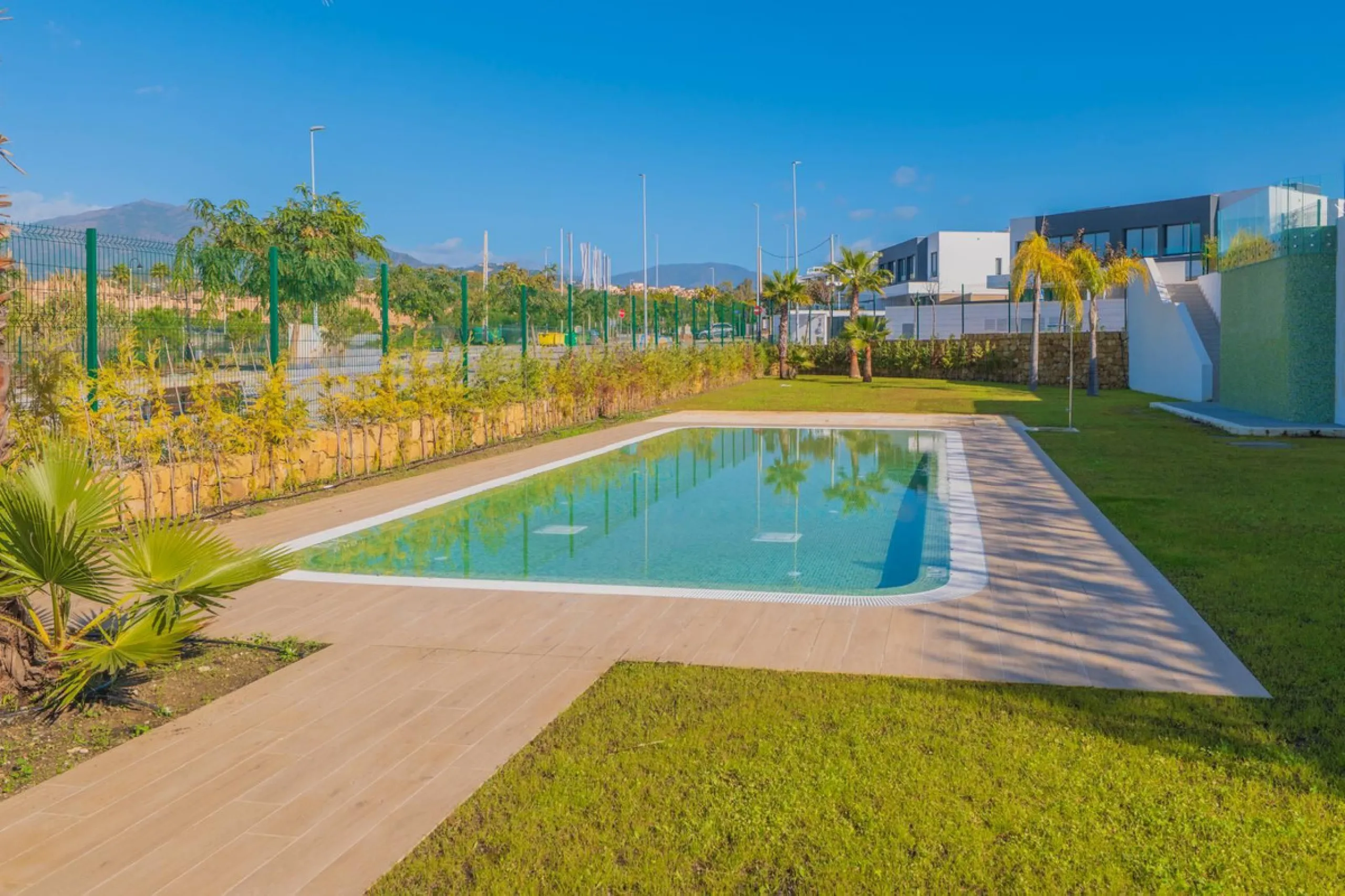 **Townhouse in Atalaya, Estepona - €850,000**