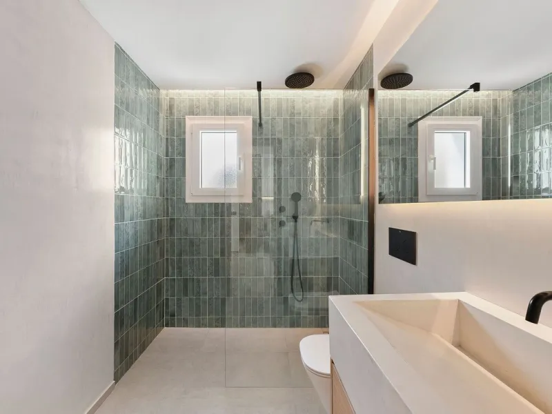 Apartment - Penthouse в продаже в Marbella, Málaga. В доме 3 спален и 2 ванных комнат. Площадь дома 95 м²