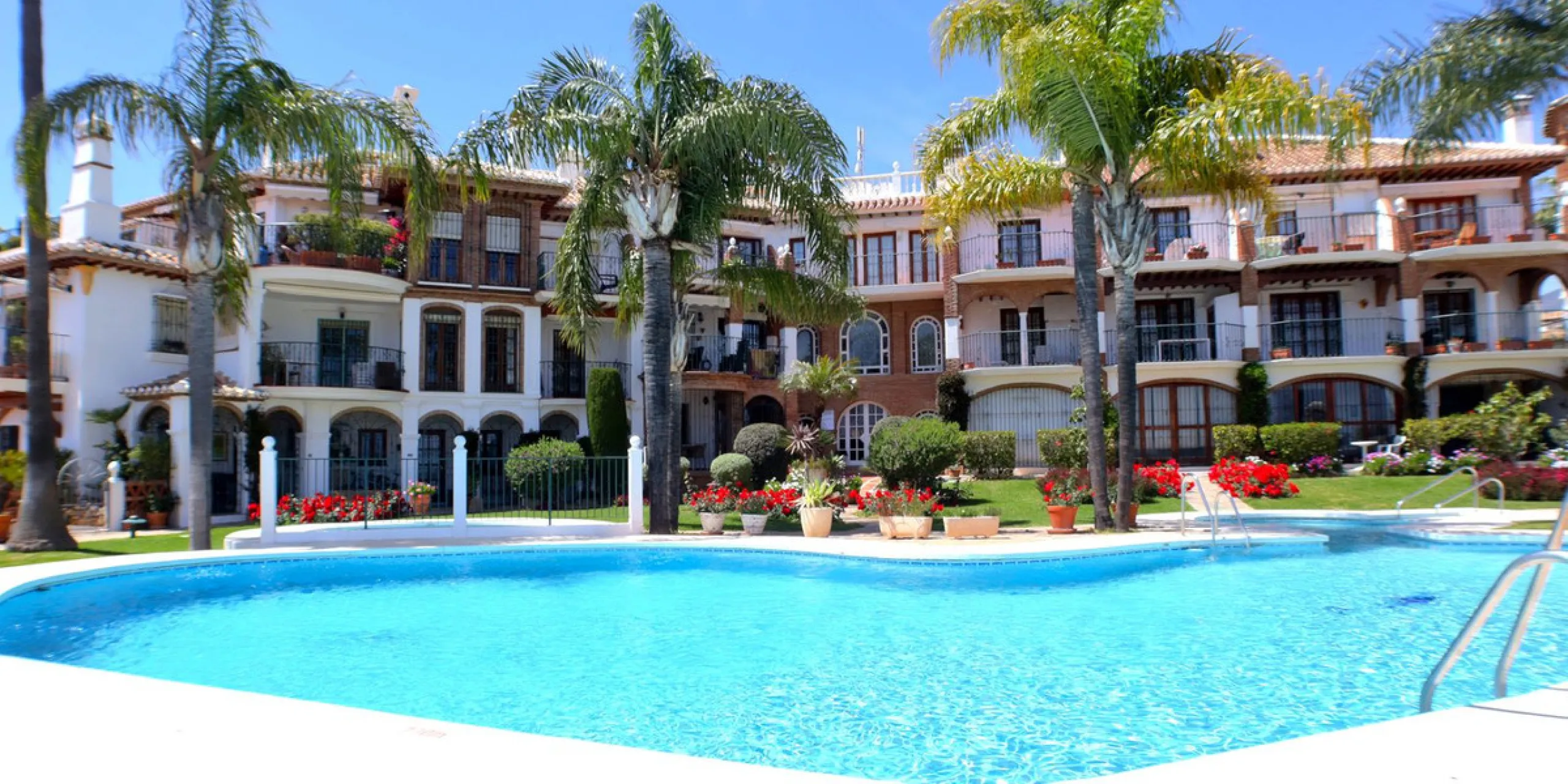 Apartment - Penthouse Duplex в продаже в Mijas, Málaga. В доме 4 спален и 3 ванных комнат. Площадь дома 208 м²