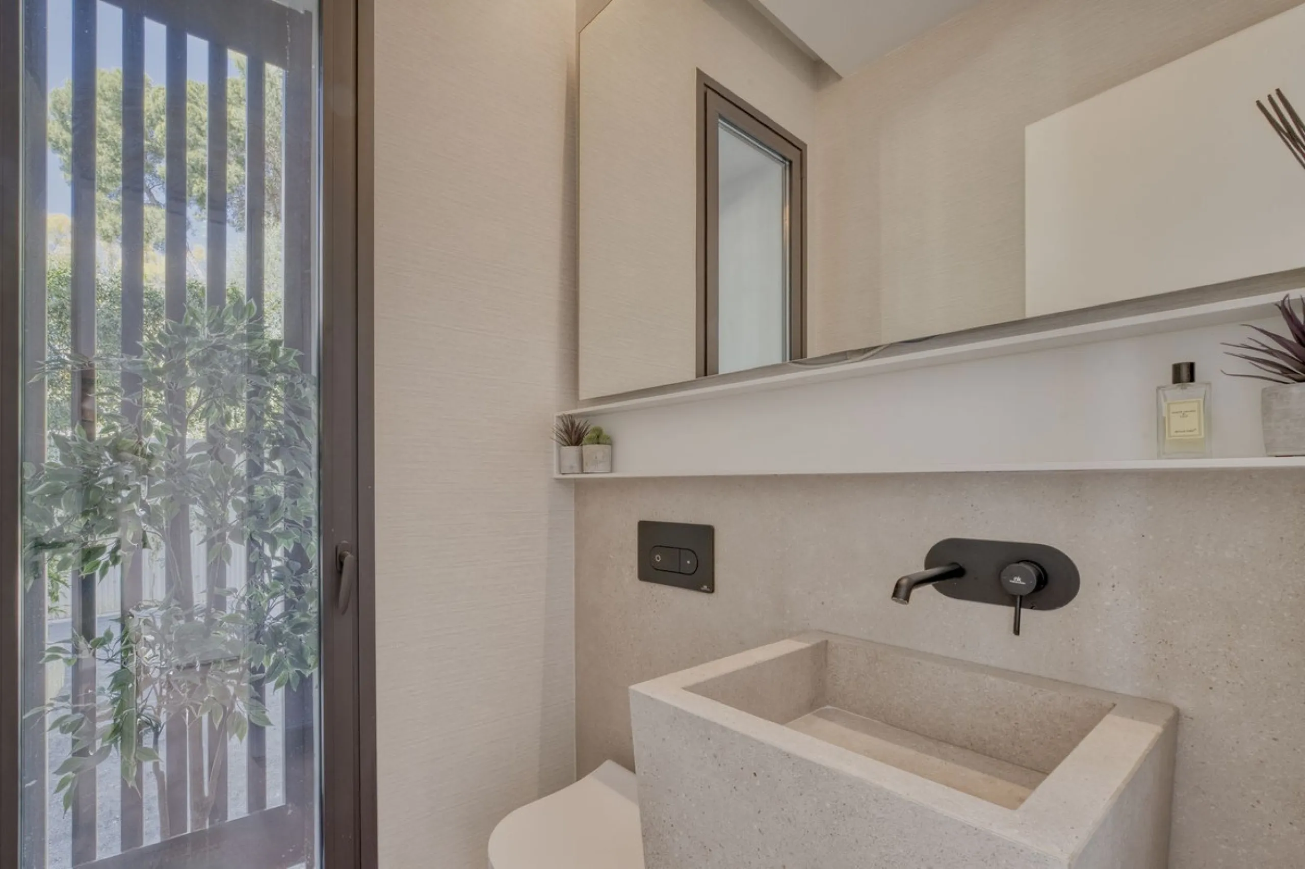 Brand New Contemporary Jewel – Car-Free Luxury in Marbella Center