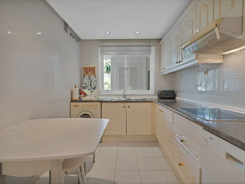 Discover seaside serenity in Estepona's ever popular complex - Dominion Beach located on the New Golden Mile. This spacious 2-bedroom, 2-bathroom apartment puts you just steps from the sand, with no road noise to disrupt the tranquility. The apartment is 