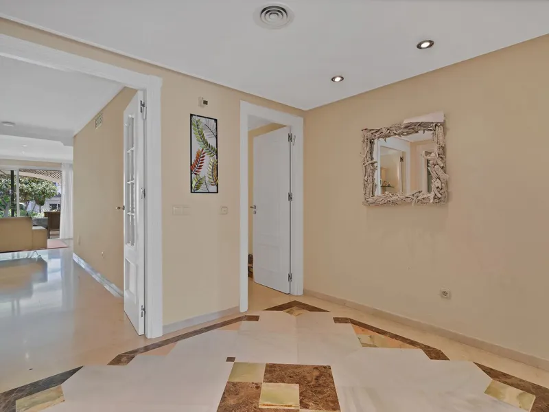 Discover seaside serenity in Estepona's ever popular complex - Dominion Beach located on the New Golden Mile. This spacious 2-bedroom, 2-bathroom apartment puts you just steps from the sand, with no road noise to disrupt the tranquility. The apartment is 