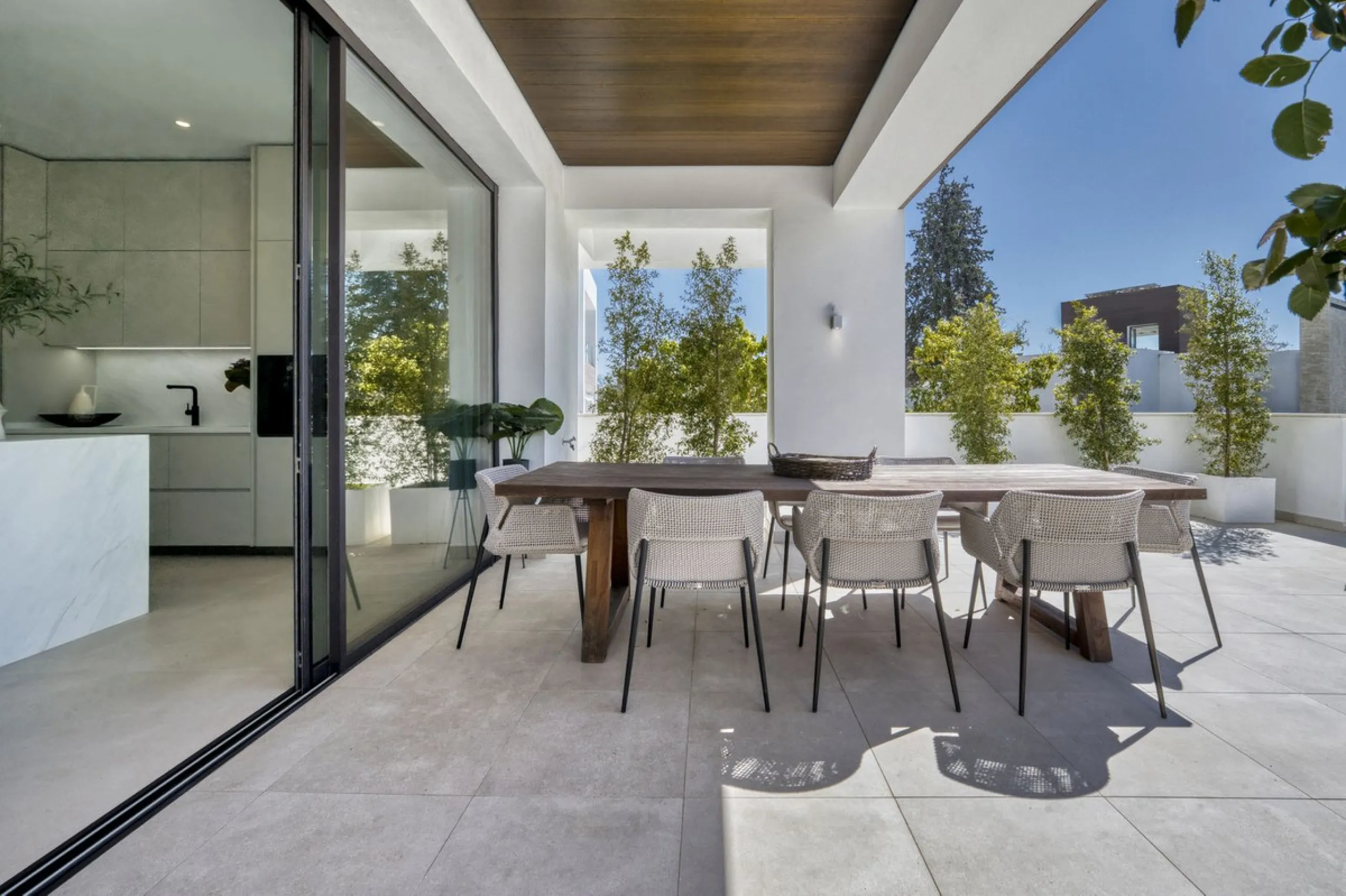 Brand New Contemporary Jewel – Car-Free Luxury in Marbella Center
