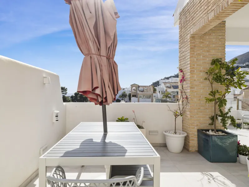 House - Detached Villa в продаже в Benalmadena, Málaga. В доме 3 спален и 3 ванных комнат. Площадь дома 358 м²