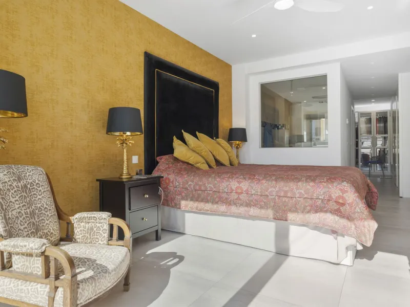 House - Detached Villa в продаже в Benalmadena, Málaga. В доме 3 спален и 3 ванных комнат. Площадь дома 358 м²