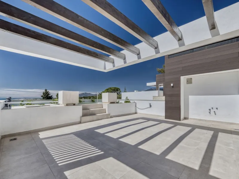 Brand New Contemporary Jewel – Car-Free Luxury in Marbella Center