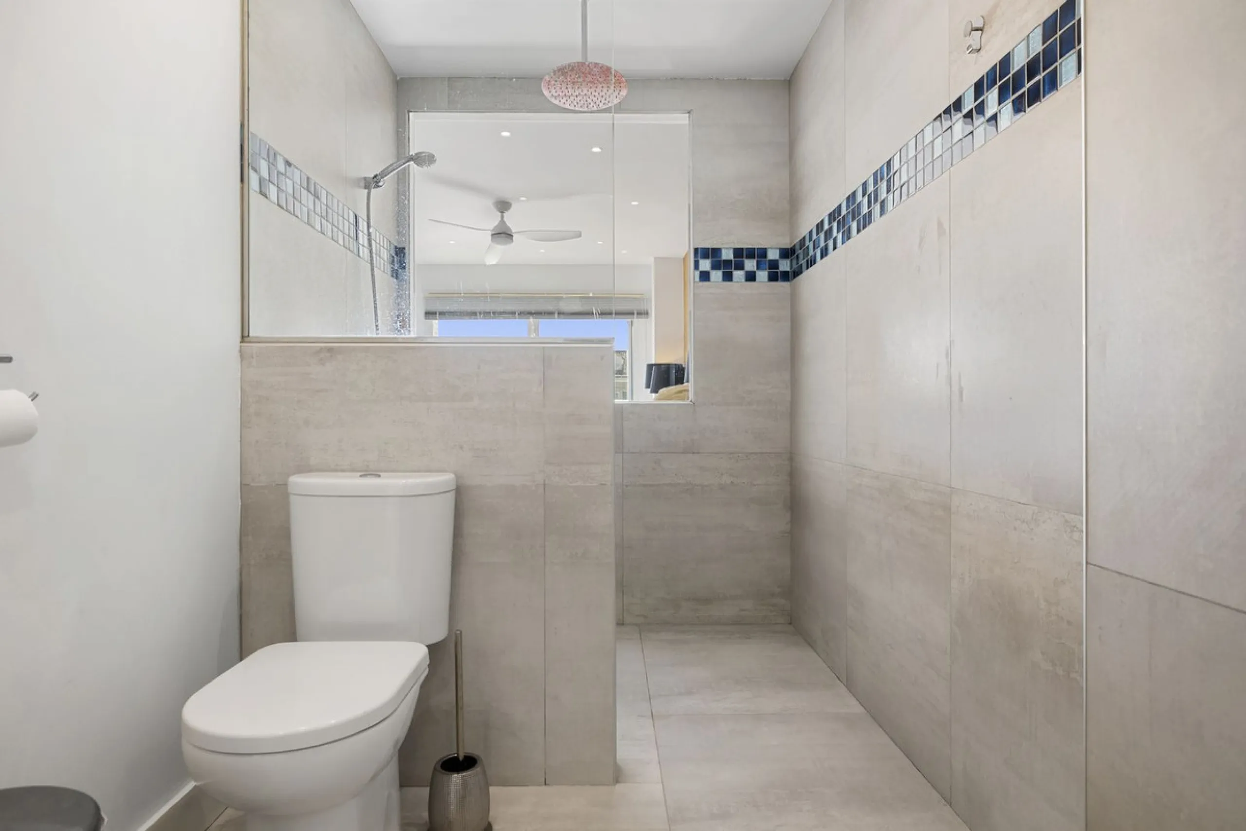 House - Detached Villa в продаже в Benalmadena, Málaga. В доме 3 спален и 3 ванных комнат. Площадь дома 358 м²
