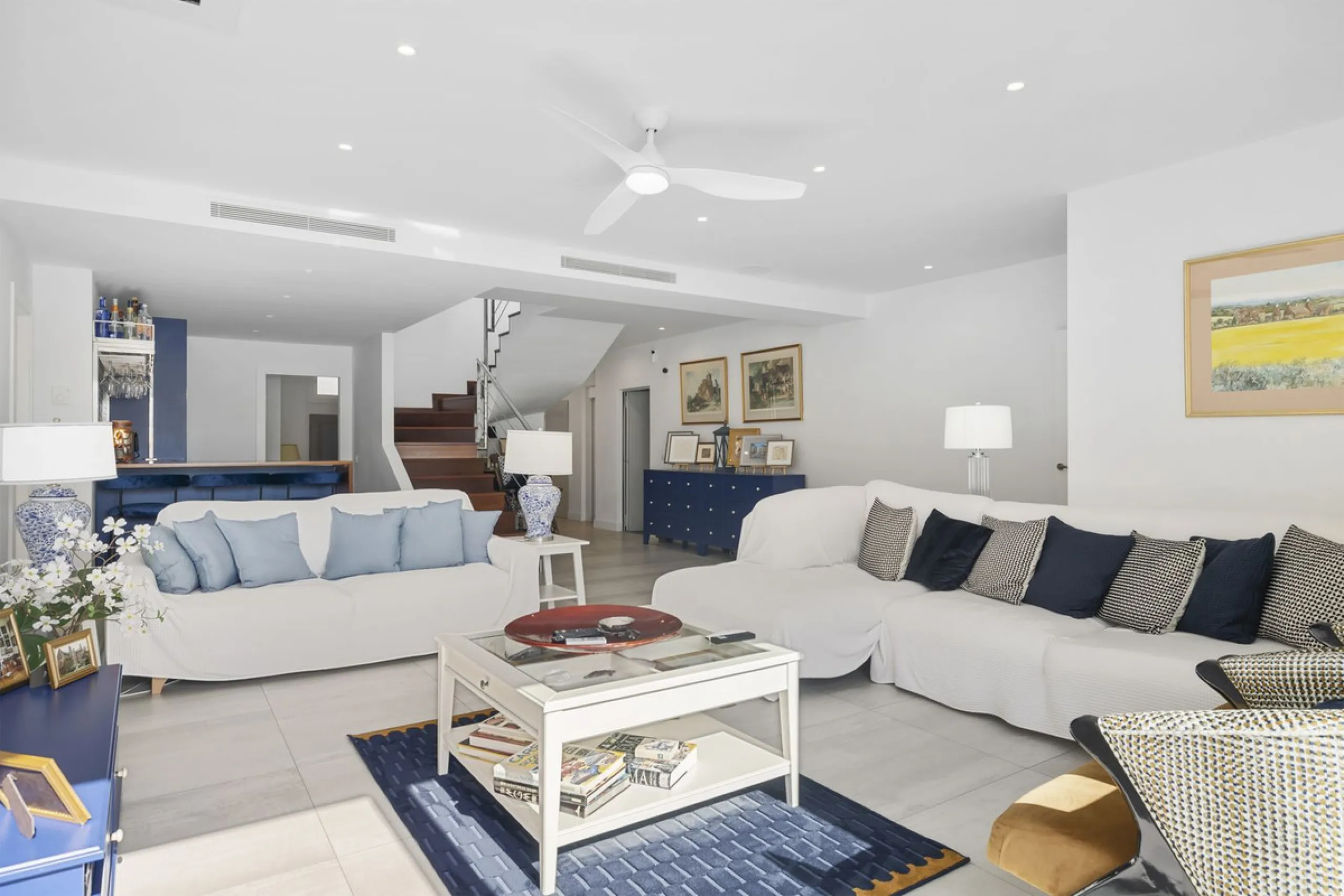 House - Detached Villa в продаже в Benalmadena, Málaga. В доме 3 спален и 3 ванных комнат. Площадь дома 358 м²