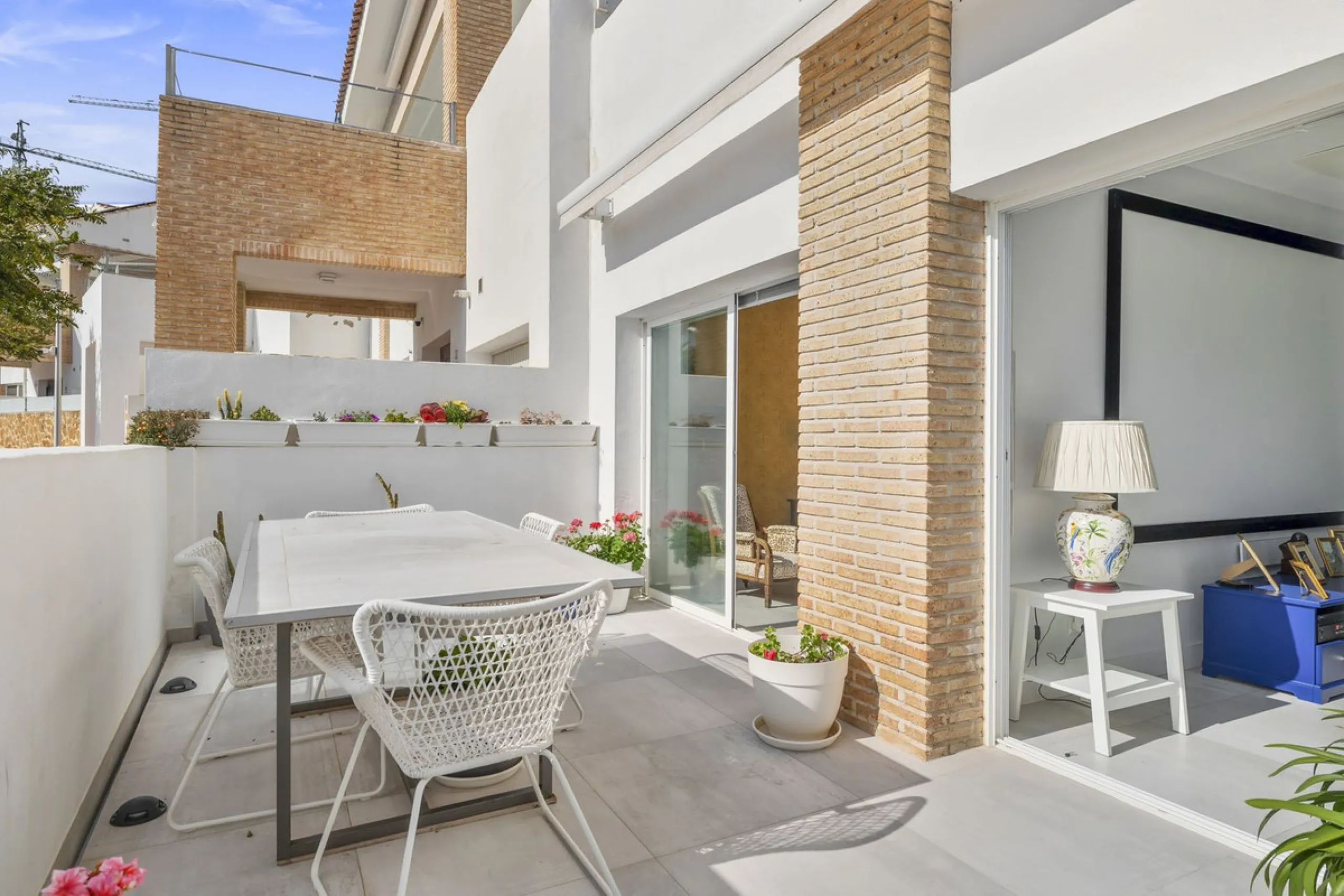 House - Detached Villa в продаже в Benalmadena, Málaga. В доме 3 спален и 3 ванных комнат. Площадь дома 358 м²