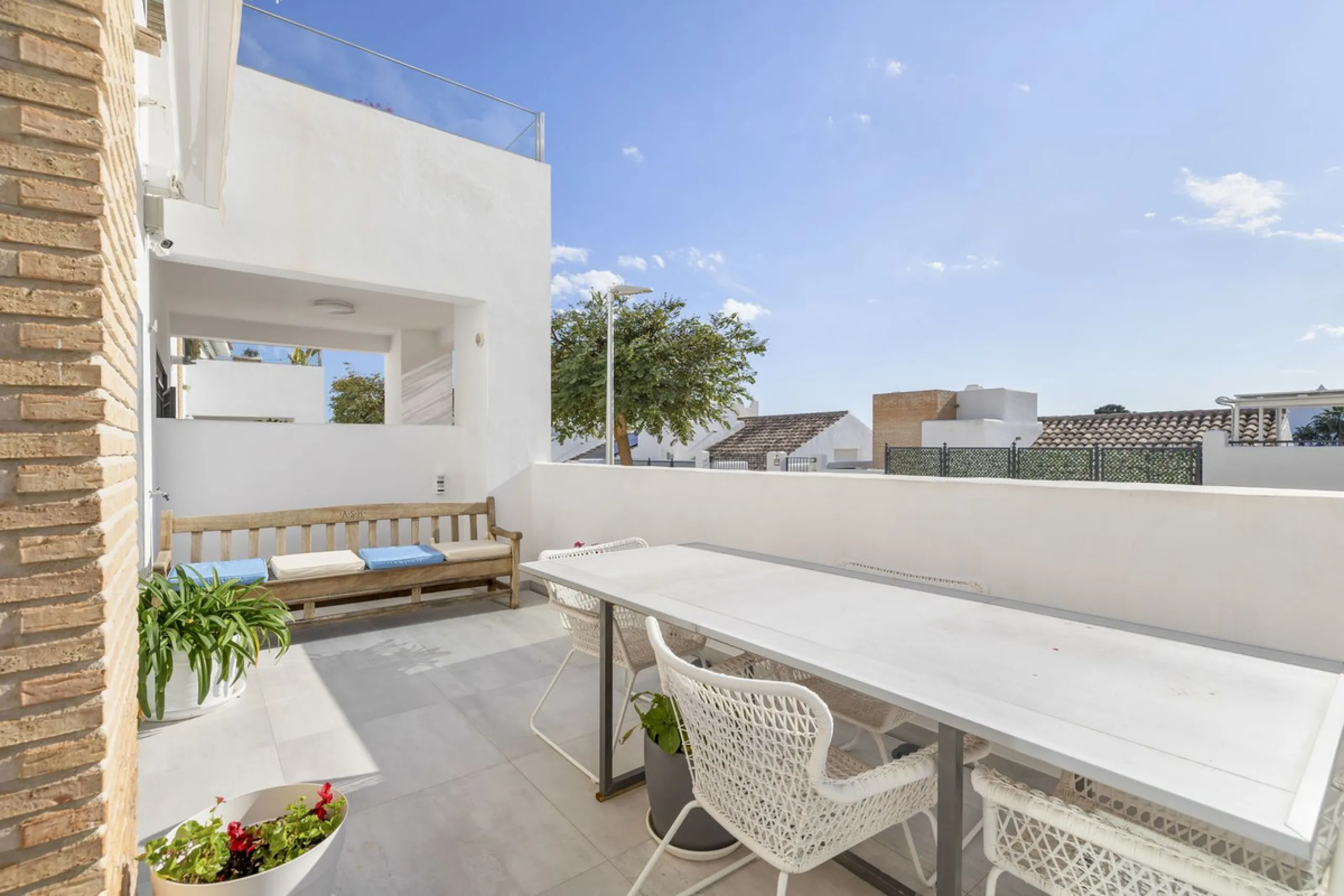 House - Detached Villa в продаже в Benalmadena, Málaga. В доме 3 спален и 3 ванных комнат. Площадь дома 358 м²