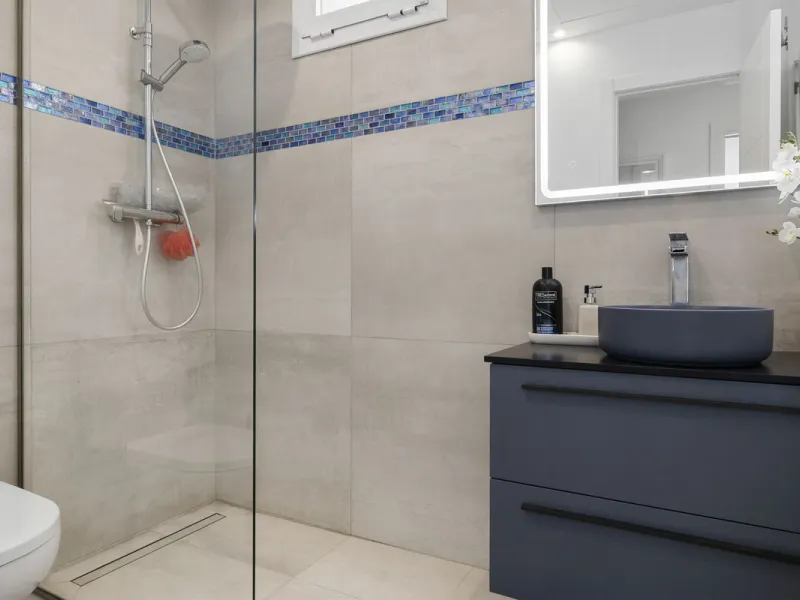 House - Detached Villa в продаже в Benalmadena, Málaga. В доме 3 спален и 3 ванных комнат. Площадь дома 358 м²
