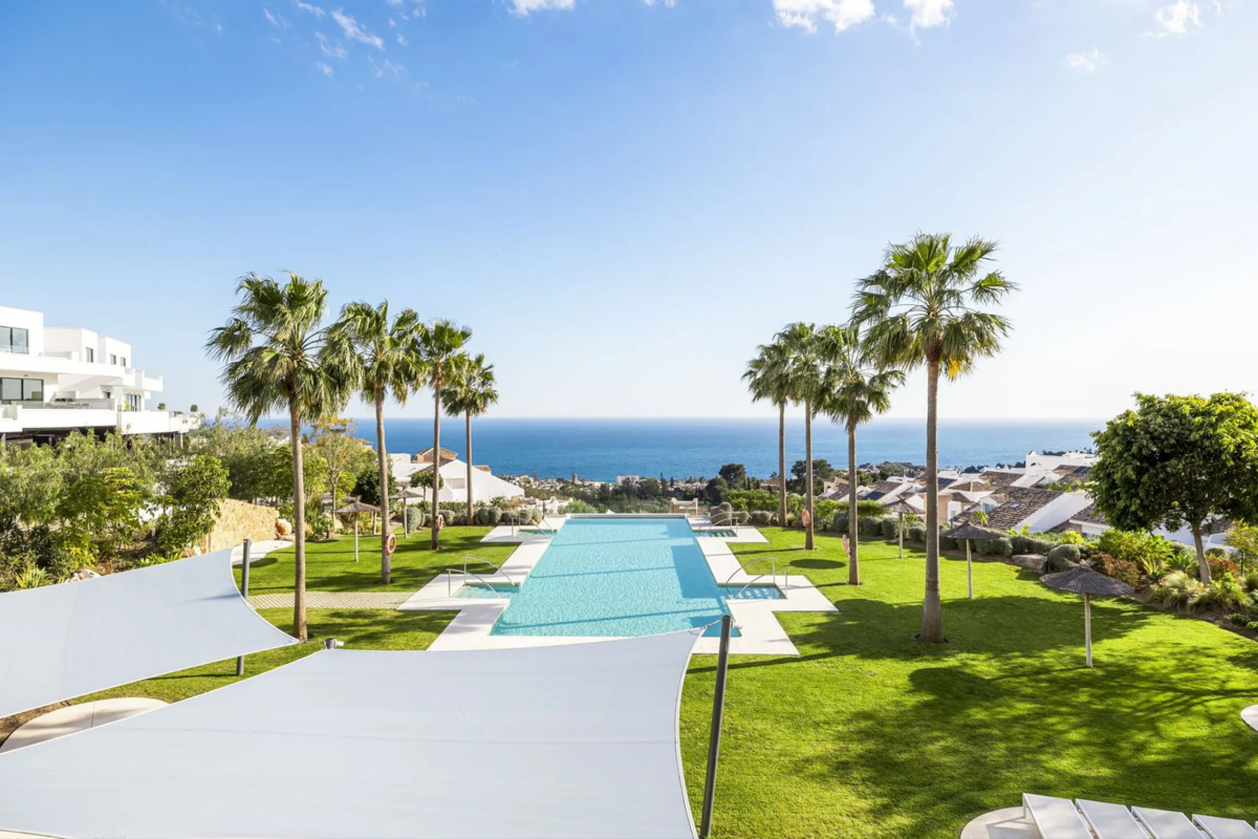 House - Detached Villa в продаже в Benalmadena, Málaga. В доме 3 спален и 3 ванных комнат. Площадь дома 358 м²