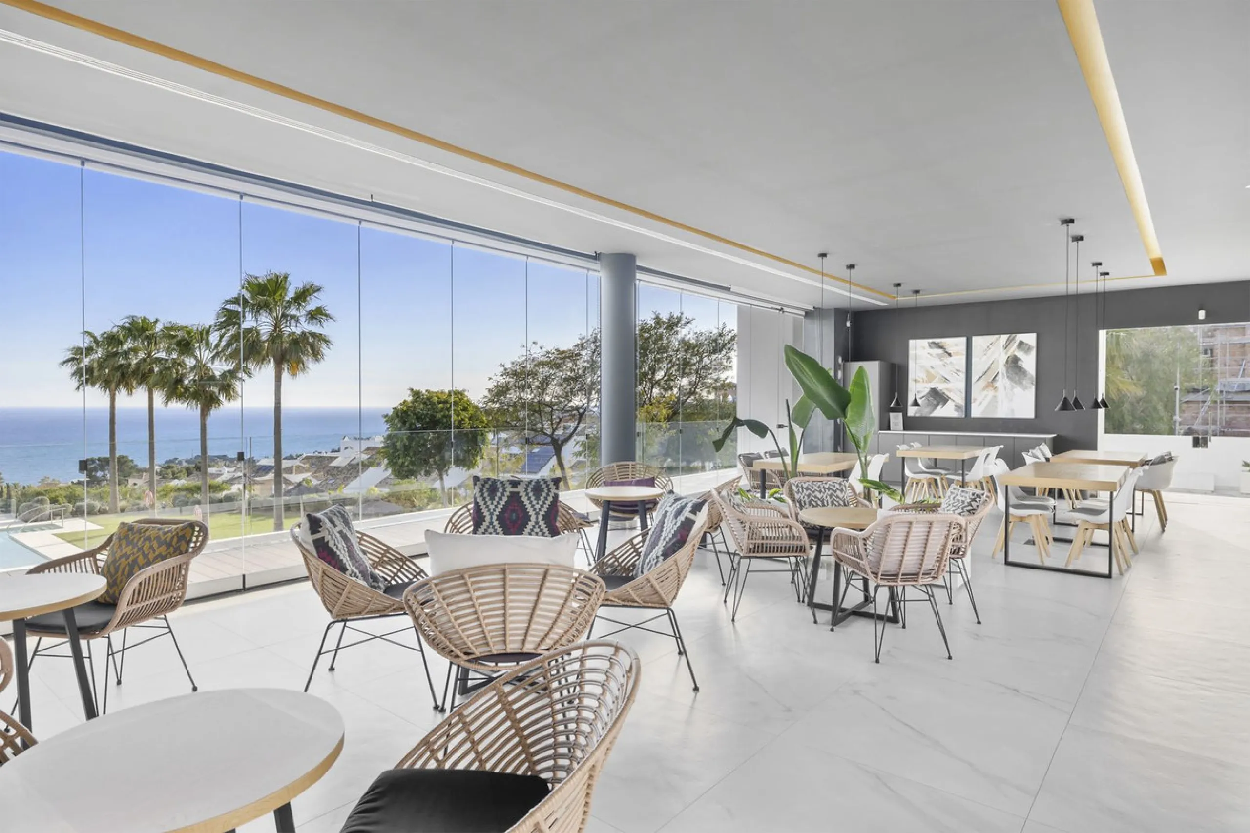 House - Detached Villa в продаже в Benalmadena, Málaga. В доме 3 спален и 3 ванных комнат. Площадь дома 358 м²