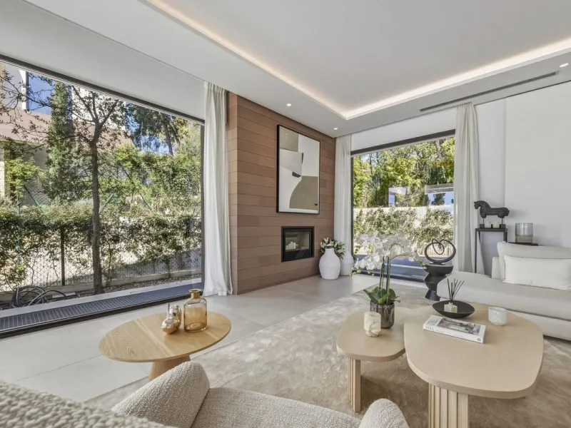 Brand New Contemporary Jewel – Car-Free Luxury in Marbella Center