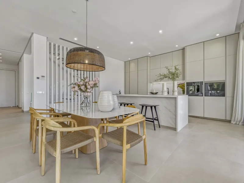 Brand New Contemporary Jewel – Car-Free Luxury in Marbella Center