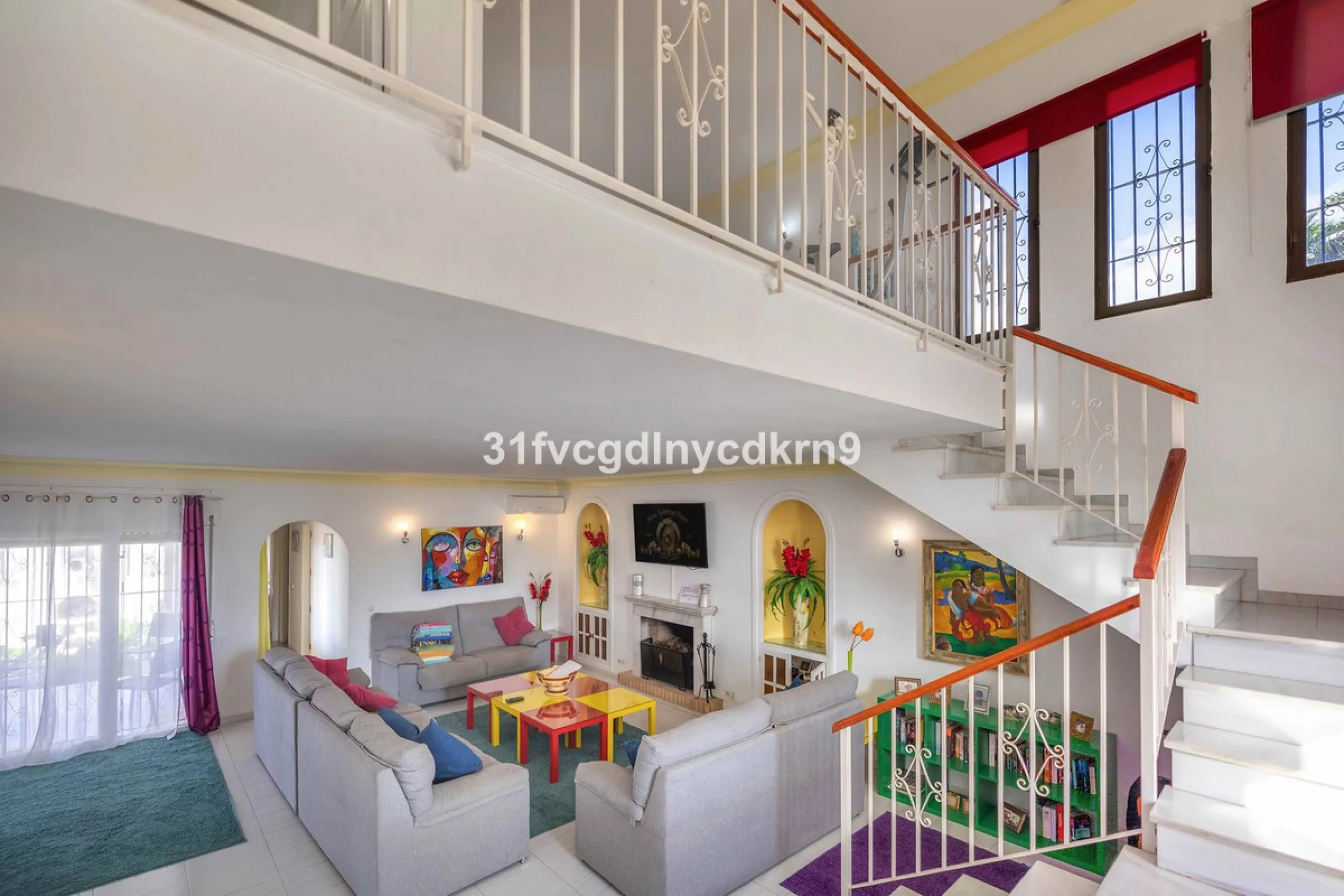 For Sale: Detached Villa in La Gaspara, Estepona with tourist license