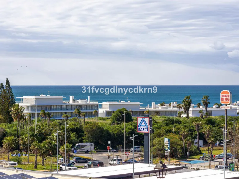 For Sale: Detached Villa in La Gaspara, Estepona with tourist license