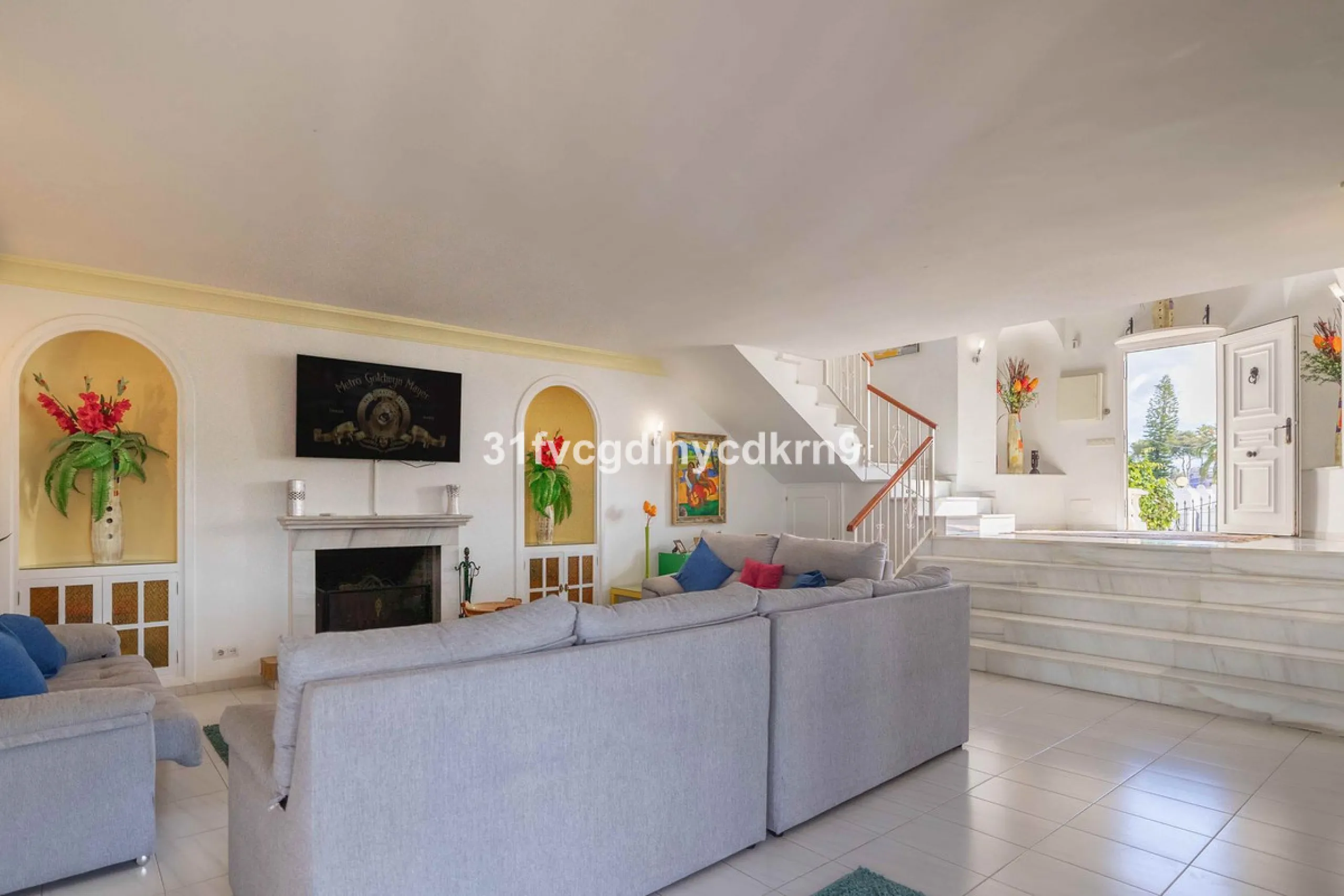 For Sale: Detached Villa in La Gaspara, Estepona with tourist license