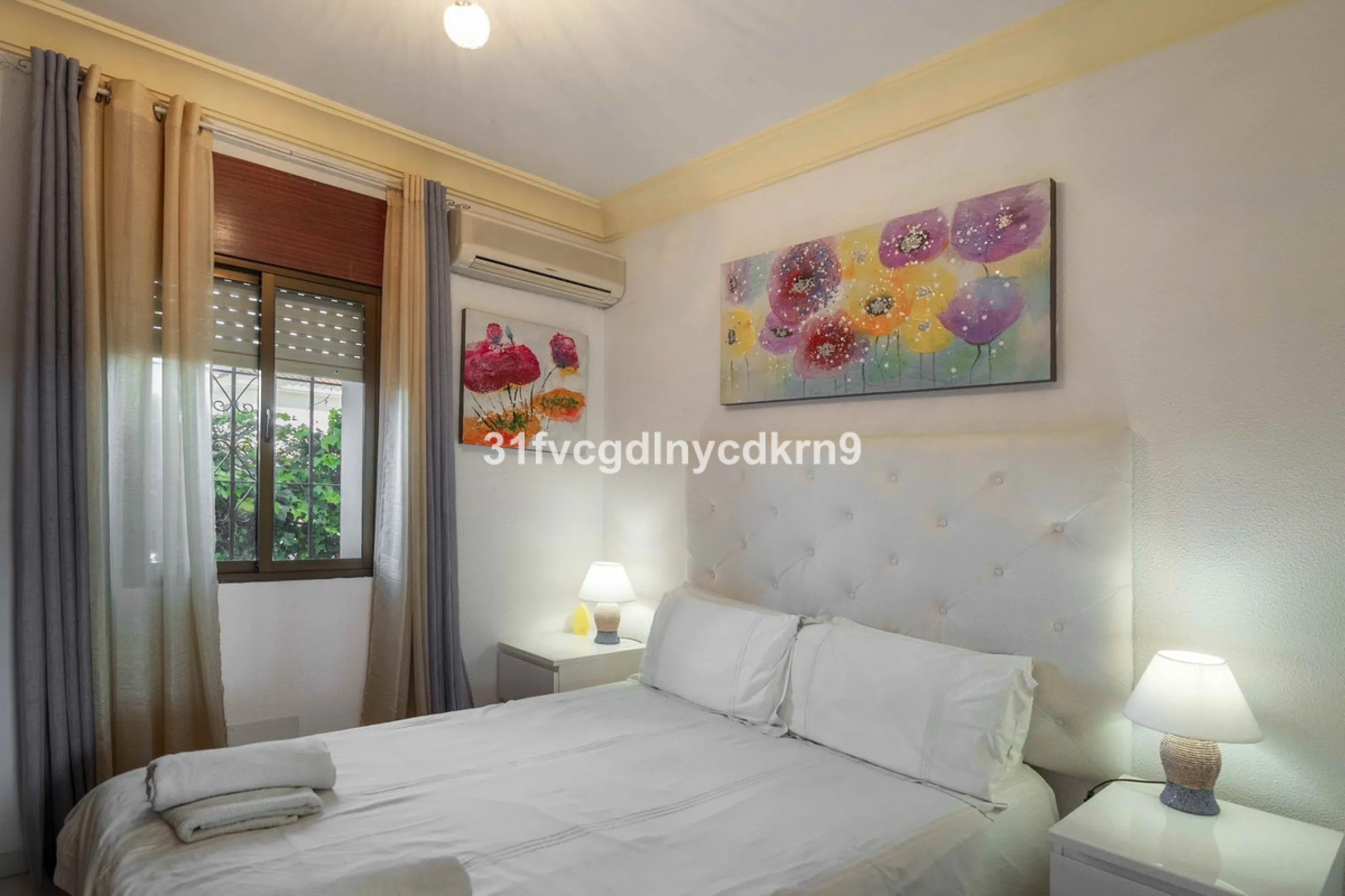 For Sale: Detached Villa in La Gaspara, Estepona with tourist license