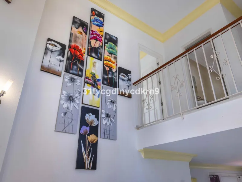 For Sale: Detached Villa in La Gaspara, Estepona with tourist license