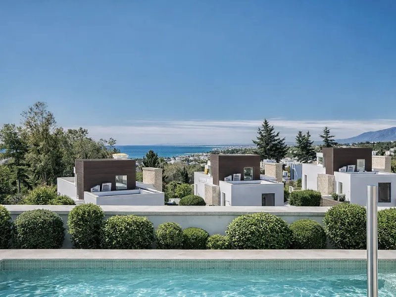 Brand New Contemporary Jewel – Car-Free Luxury in Marbella Center