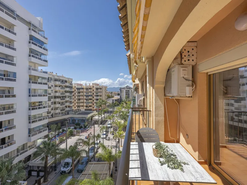 Apartment - Penthouse в продаже в Fuengirola, Málaga. В доме 3 спален и 2 ванных комнат. Площадь дома 90 м²