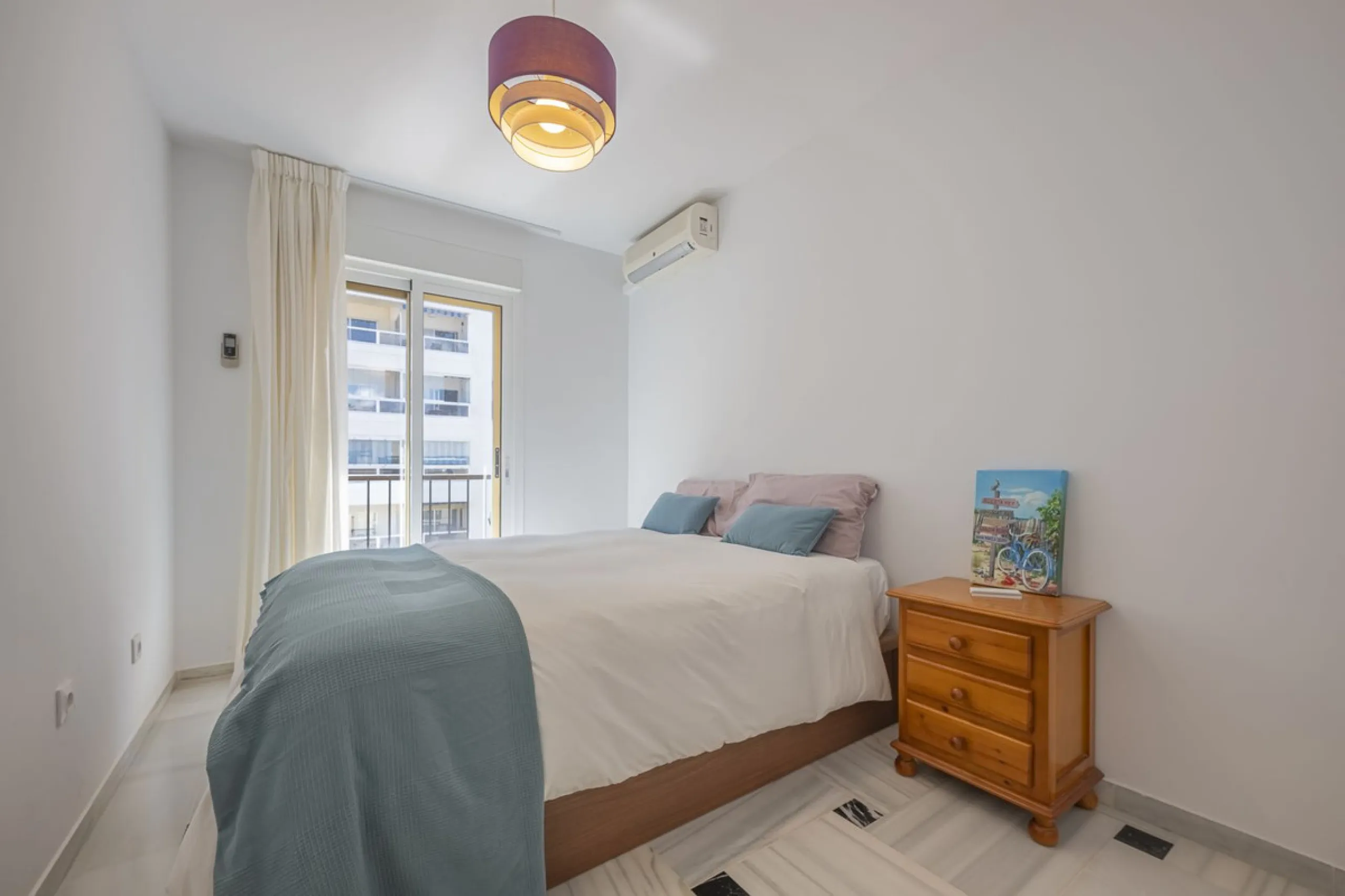 Apartment - Penthouse в продаже в Fuengirola, Málaga. В доме 3 спален и 2 ванных комнат. Площадь дома 90 м²