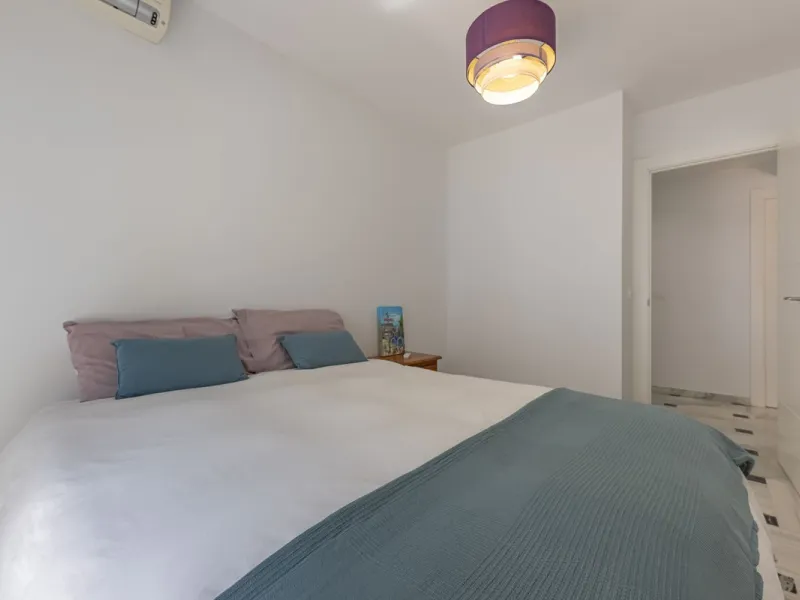 Apartment - Penthouse в продаже в Fuengirola, Málaga. В доме 3 спален и 2 ванных комнат. Площадь дома 90 м²